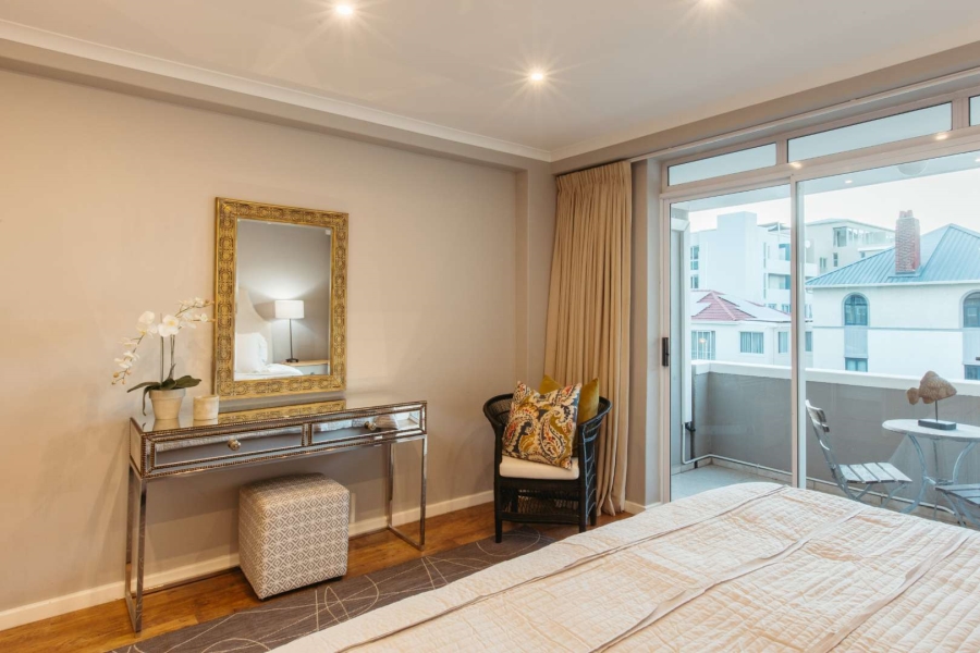 2 Bedroom Property for Sale in Green Point Western Cape